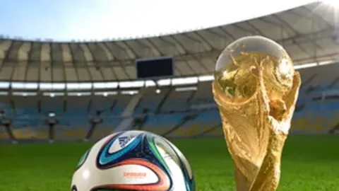 穆里尼奥表扬外籍裁判引对手不满，疑持续对土耳其球员歧视